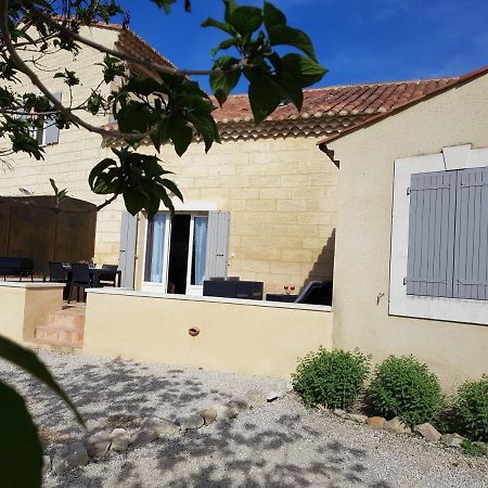 Le Mas Saint Jean Mézoargues Zewnętrze zdjęcie