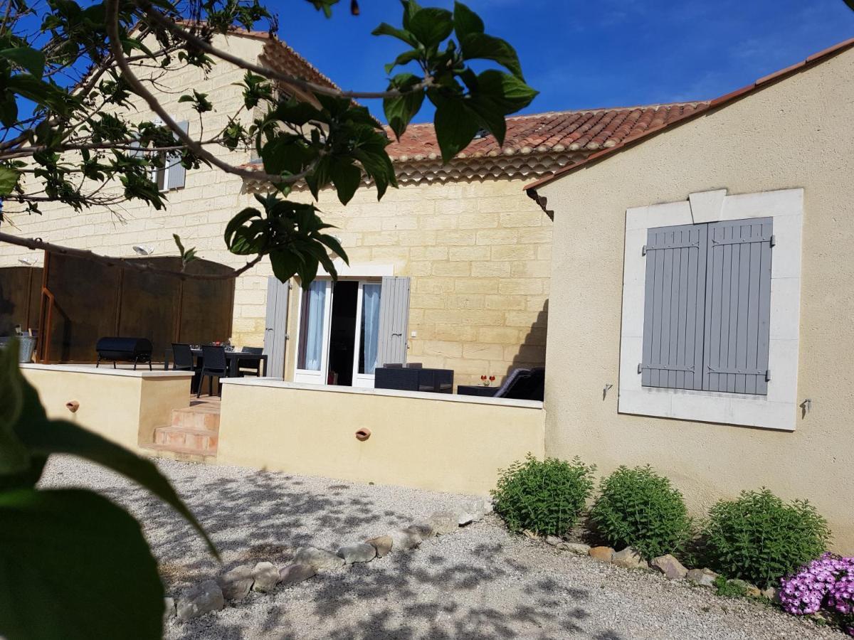 Le Mas Saint Jean Mézoargues Zewnętrze zdjęcie